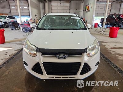 Piąte zdjęcie samochodu w środku: 2014 FORD FOCUS SE VIN:1FADP3F28EL309847 - miniatura