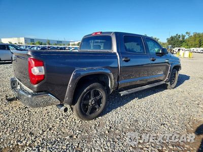 Trzecie zdjęcie samochodu z tyłu: 2016 TOYOTA TUNDRA CREWMAX SR5 VIN:5TFEW5F16GX200643 - miniatura