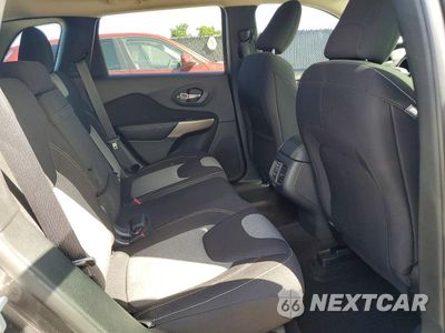 Zdjęcie 11 z 14 samochodu: 2018 JEEP CHEROKEE LATITUDE VIN:1C4PJLCB5JD544255 - miniatura