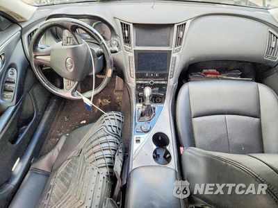 Zdjęcie 8 z 13 samochodu: 2015 INFINITI Q50 PREMIUM VIN:JN1BV7AR0FM400533 - miniatura