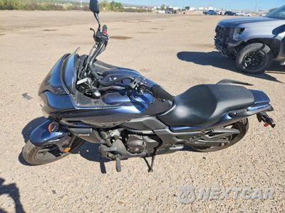 Trzecie zdjęcie samochodu z tyłu: 2015 HONDA CTX700 D VIN:JH2RC6948FK100391 - miniatura