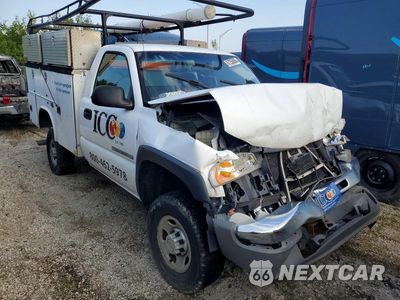 Czwarte zdjęcie samochodu z boku: 2005 GMC SIERRA C2500 HEAVY DUTY VIN:1GDHC24U35E272146 - miniatura
