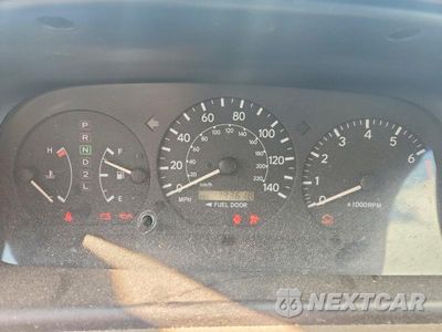 Zdjęcie 8 z 10 samochodu: 2001 TOYOTA CAMRY LE VIN:4T1BG22K71U078358 - miniatura