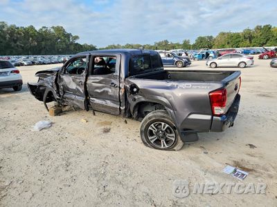 Drugie zdjęcie samochodu z przodu: 2018 TOYOTA TACOMA TRD SPORT VIN:5TFAZ5CN6JX069461 - miniatura