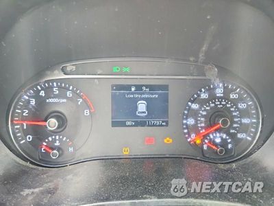 Zdjęcie 9 z 12 samochodu: 2021 KIA SOUL LX VIN:KNDJ22AU6M7738488 - miniatura