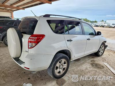Trzecie zdjęcie samochodu z tyłu: 2011 TOYOTA RAV4 BASE VIN:2T3BF4DV8BW108983 - miniatura