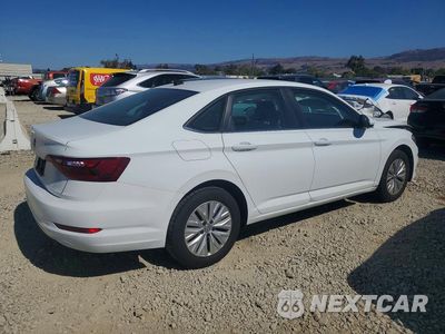 Trzecie zdjęcie samochodu z tyłu: 2020 VOLKSWAGEN JETTA S VIN:3VWCB7BU3LM076813 - miniatura
