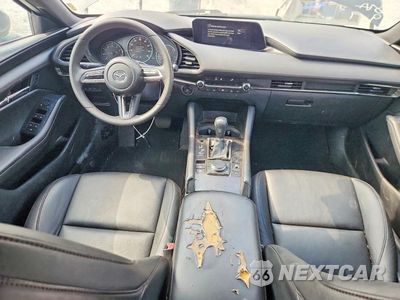 Zdjęcie 8 z 13 samochodu: 2021 MAZDA 3 PREFERRED VIN:JM1BPALL7M1401559 - miniatura