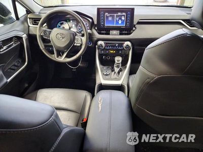 Zdjęcie 8 z 12 samochodu: 2022 TOYOTA RAV4 XLE PREMIUM VIN:4T3B6RFV6NU103702 - miniatura