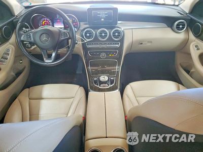 Zdjęcie 8 z 12 samochodu: 2017 MERCEDES-BENZ C 300 4MATIC VIN:55SWF4KB4HU225175 - miniatura