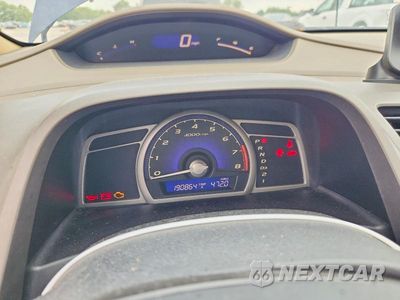 Zdjęcie 9 z 12 samochodu: 2006 HONDA CIVIC LX VIN:1HGFA16526L117006 - miniatura