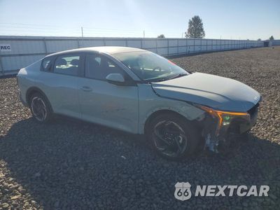 Czwarte zdjęcie samochodu z boku: 2025 KIA K4 EX VIN:3KPFU4DE3SE192567 - miniatura