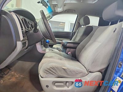 Zdjęcie 7 z 12 samochodu: 2007 TOYOTA TUNDRA SR5 VIN:5TBBT54187S455811 - miniatura