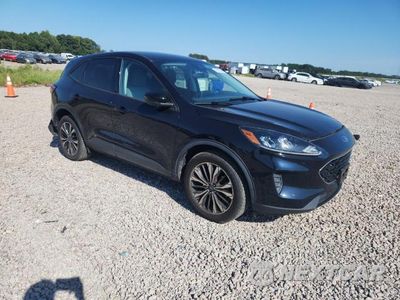 Czwarte zdjęcie samochodu z boku: 2021 FORD ESCAPE SE VIN:1FMCU9G62MUB30629 - miniatura