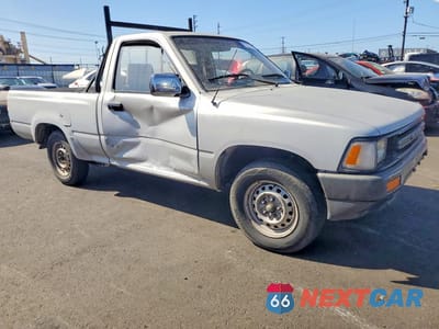 Czwarte zdjęcie samochodu z boku: 1989 TOYOTA PICKUP BASE VIN:JT4RN81R5K0003158 - miniatura