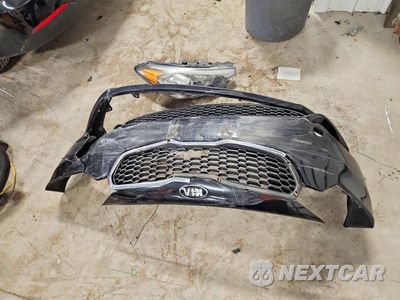 Zdjęcie 12 z 13 samochodu: 2016 KIA FORTE LX VIN:KNAFK4A6XG5612974 - miniatura