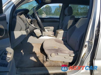 Zdjęcie 7 z 12 samochodu: 2006 TOYOTA TACOMA V6 VIN:5TELU42N26Z197571 - miniatura