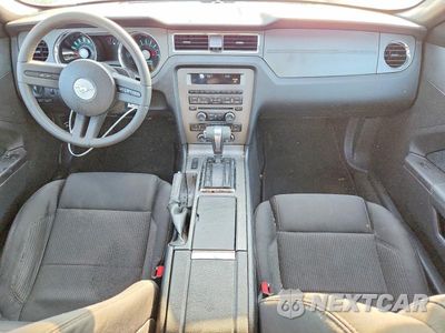 Zdjęcie 8 z 12 samochodu: 2012 FORD MUSTANG VIN:1ZVBP8AM7C5209969 - miniatura