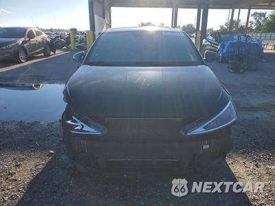 Piąte zdjęcie samochodu w środku: 2020 HYUNDAI ELANTRA SE VIN:KMHD74LF0LU066366 - miniatura