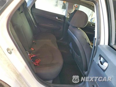 Zdjęcie 10 z 12 samochodu: 2016 KIA OPTIMA LX VIN:KNAGT4L34G5070310 - miniatura