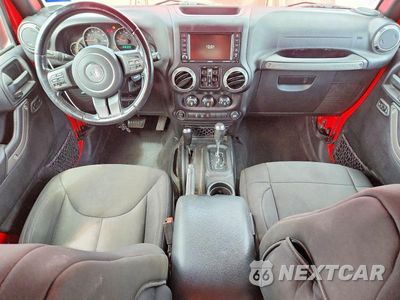 Zdjęcie 8 z 13 samochodu: 2016 JEEP WRANGLER UNLIMITED SPORT VIN:1C4BJWDG8GL220771 - miniatura