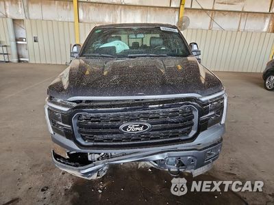 Piąte zdjęcie samochodu w środku: 2025 FORD F150 LARIAT VIN:1FTFW5LD3SFB09346 - miniatura
