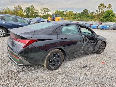 Trzecie zdjęcie samochodu z tyłu: 2026 HYUNDAI ELANTRA SEL SPORT PLUS VIN:KMHLM4DG0TU293715 - miniatura