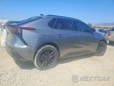 Trzecie zdjęcie samochodu z tyłu: 2026 TOYOTA BZ XLE PLUS VIN:JTMBCAEB0TA011322 - miniatura
