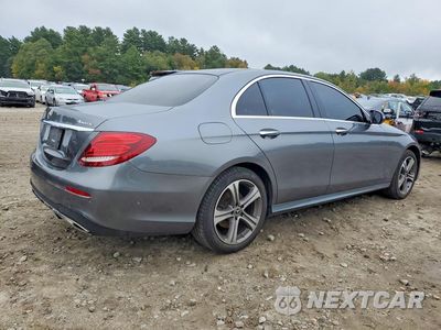 Trzecie zdjęcie samochodu z tyłu: 2020 MERCEDES-BENZ E 350 4MATIC VIN:WDDZF8EBXLA741260 - miniatura