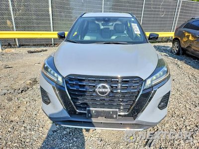 Piąte zdjęcie samochodu w środku: 2022 NISSAN KICKS SR VIN:3N1CP5DV8NL489398 - miniatura