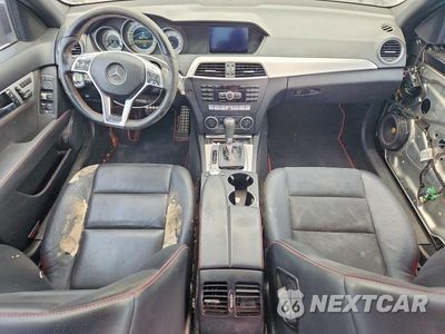 Zdjęcie 8 z 13 samochodu: 2014 MERCEDES-BENZ C 300 4MATIC VIN:WDDGF8AB3EG208664 - miniatura