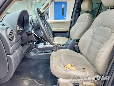 Zdjęcie 7 z 13 samochodu: 2003 JEEP LIBERTY LIMITED VIN:1J4GK58K43W633785 - miniatura