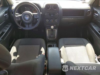 Zdjęcie 8 z 13 samochodu: 2014 JEEP PATRIOT LATITUDE VIN:1C4NJRFB0ED739255 - miniatura