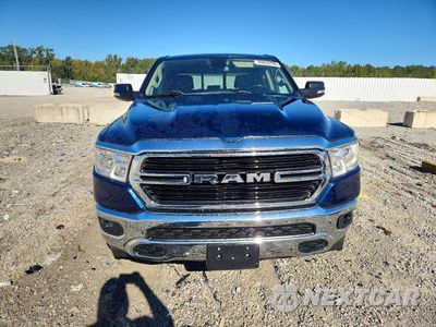 Piąte zdjęcie samochodu w środku: 2019 RAM 1500 BIG HORN/LONE STAR VIN:1C6SRFFT6KN854104 - miniatura