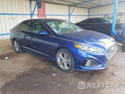 Czwarte zdjęcie samochodu z boku: 2019 HYUNDAI SONATA LIMITED VIN:5NPE34AF2KH820237 - miniatura