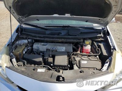 Zdjęcie 11 z 12 samochodu: 2017 TOYOTA PRIUS V FOUR VIN:JTDZN3EU6HJ067732 - miniatura