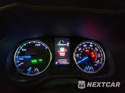 Zdjęcie 9 z 13 samochodu: 2022 TOYOTA RAV4 XLE PREMIUM VIN:4T3B6RFVXNU076259 - miniatura
