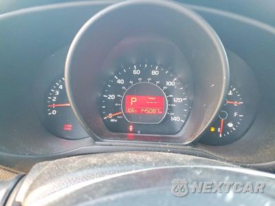 Zdjęcie 9 z 14 samochodu: 2019 KIA SOUL + VIN:KNDJP3A54K7910577 - miniatura