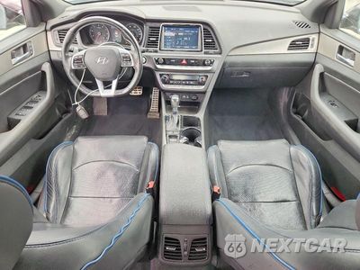 Zdjęcie 8 z 12 samochodu: 2018 HYUNDAI SONATA LIMITED 2.0T+ VIN:5NPE34AB6JH724784 - miniatura