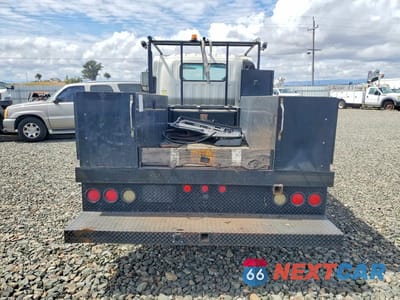 Zdjęcie 6 z 12 samochodu: 2014 ISUZU NPR VIN:54DB4W1B8ES805560 - miniatura