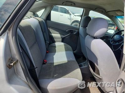 Zdjęcie 10 z 13 samochodu: 2004 FORD FOCUS SE COMFORT VIN:1FAFP34374W103212 - miniatura