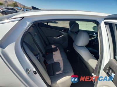 Zdjęcie 10 z 12 samochodu: 2013 KIA OPTIMA EX VIN:5XXGN4A75DG216840 - miniatura