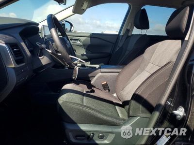 Zdjęcie 7 z 14 samochodu: 2025 NISSAN ROGUE SV VIN:5N1BT3BA2SC835974 - miniatura