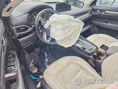 Zdjęcie 8 z 13 samochodu: 2021 MAZDA CX-5 TOURING VIN:JM3KFBCMXM0381760 - miniatura