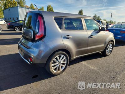 Trzecie zdjęcie samochodu z tyłu: 2018 KIA SOUL + VIN:KNDJP3A50J7596442 - miniatura