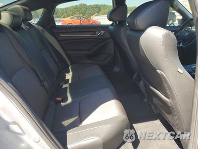 Zdjęcie 10 z 12 samochodu: 2019 HONDA ACCORD SPORT VIN:1HGCV1F32KA173457 - miniatura