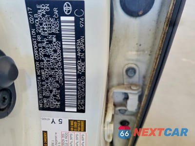 Zdjęcie 12 z 12 samochodu: 2017 TOYOTA PRIUS TWO VIN:JTDKBRFU9H3038922 - miniatura