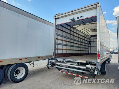 Trzecie zdjęcie samochodu z tyłu: 2023 HINO L6 BOX TRUCK VIN:5PVNJ7AV2P5T52077 - miniatura