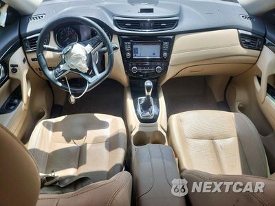 Zdjęcie 8 z 14 samochodu: 2017 NISSAN ROGUE SL VIN:5N1AT2MT7HC836616 - miniatura