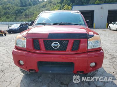 Piąte zdjęcie samochodu w środku: 2012 NISSAN TITAN SV VIN:1N6AA0EC9CN325318 - miniatura